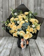 Букет цветов из:  Розы и Лизиантусы #REPLACE_PRED# Каменоломни