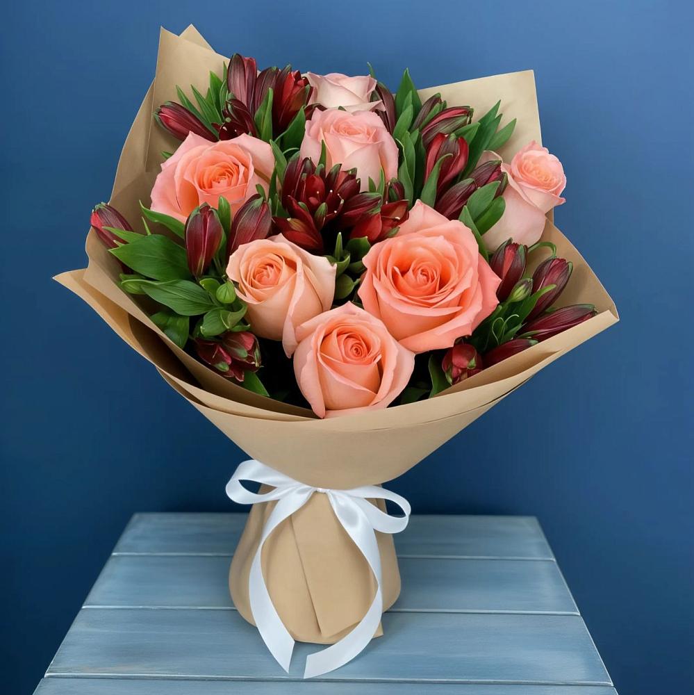 Букет цветов из: Розы и Альстромерии в Каменоломни