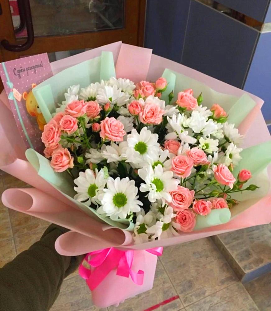 Букет цветов из: Розы и Хризантемы в Каменоломни