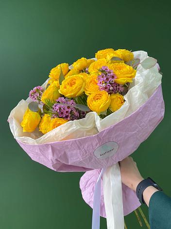 Букет Кустовые желтые розы в Каменоломни