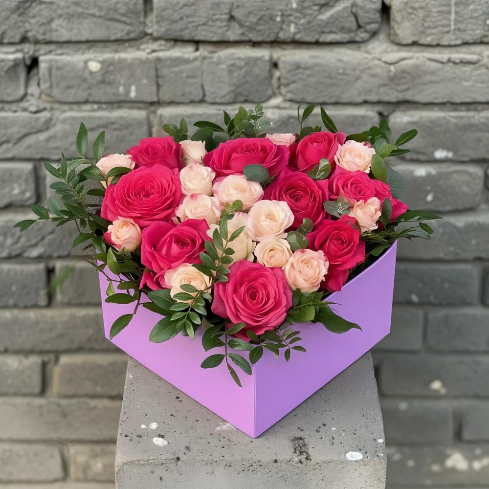 Цветочная композиция из Розы в коробке в Каменоломни