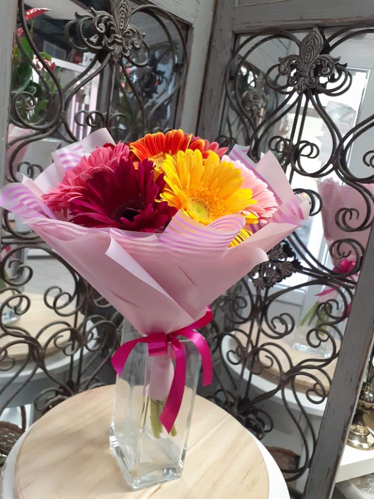 Букет цветов из: Герберы в Каменоломни