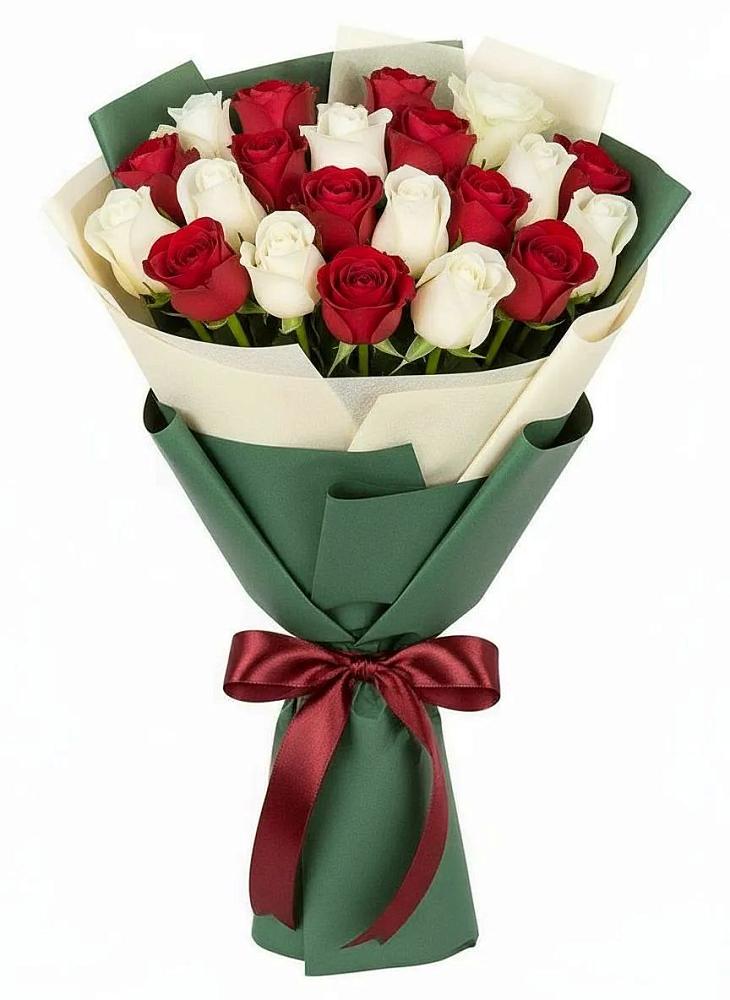 Букет Микс из красных и белых роз в Каменоломни