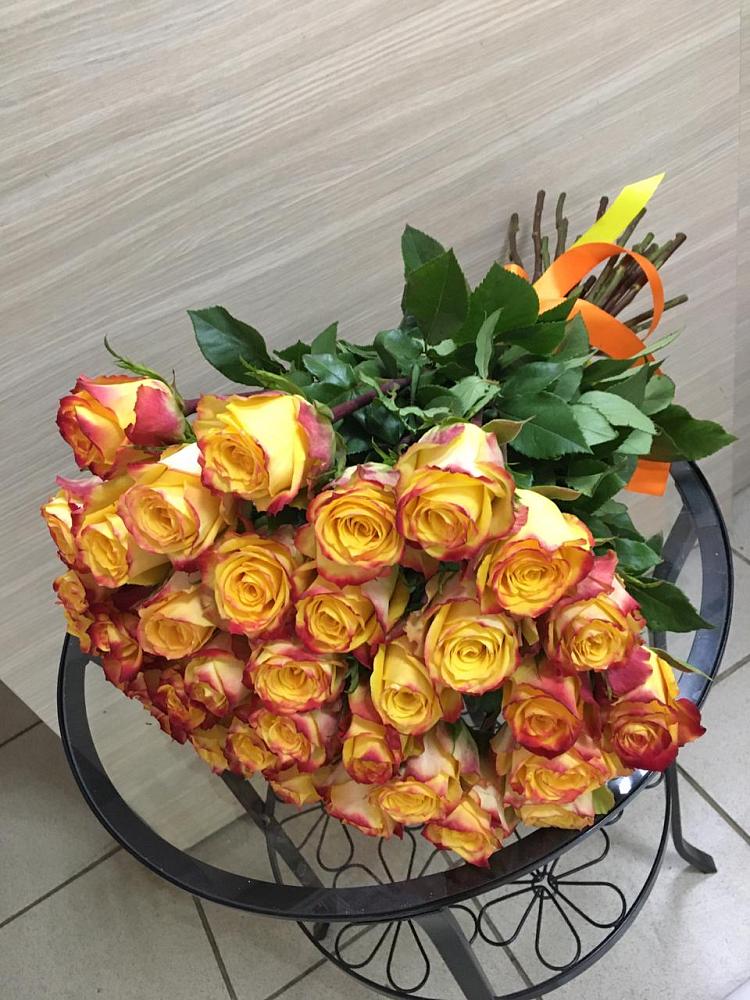 Букет Желтые розы в Каменоломни