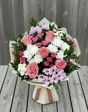 Букет цветов из:  Альстромерии, Гвоздики, Розы и Хризантемы в Каменоломни