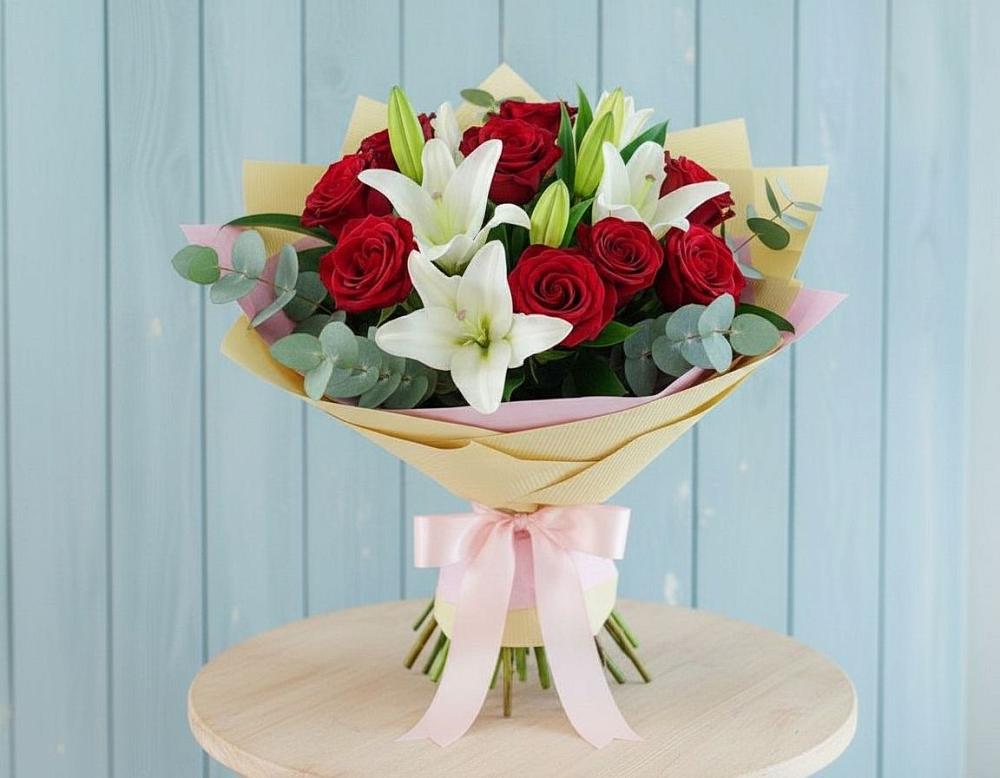 Букет цветов из: Лилии и Розы в Каменоломни